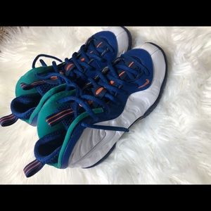 Boys size 3 Foamposites